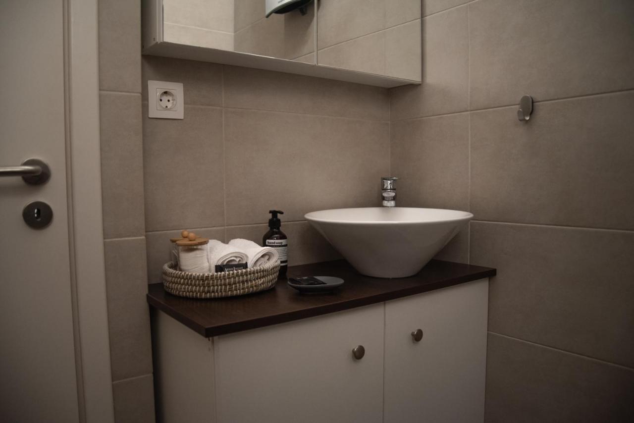 Naiads Nest - The Blue Wave Apartment Varkiza Luaran gambar